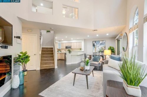 104 Treasure Ct, San Ramon CA  94583-1237 exterior