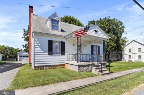 15595 Pennsylvania Ave, Upton, PA 17225