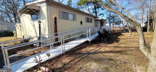 151 Country Ln, Buena NJ  08310-1300 exterior