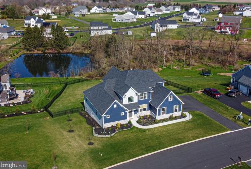 49 Christi Dr, Dale, PA 19504-8736