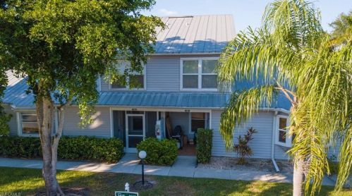 3418 Timberwood Cir, Naples, FL 34105-5631