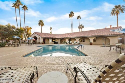 7916 Plz Ave, Scottsdale AZ 85250-6709 exterior