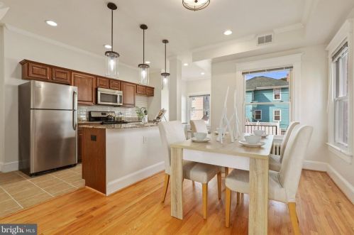 817 Quackenbos St, Washington DC 20011-1914 exterior