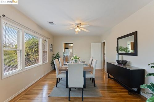 336 45 St, Oakland CA 94609-2025 exterior