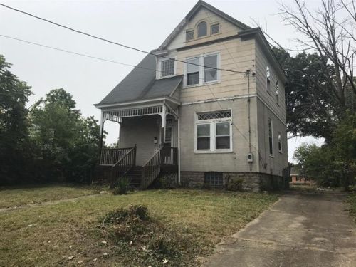 8447 Anthony Wayne Ave, Cincinnati, OH 45216-1203