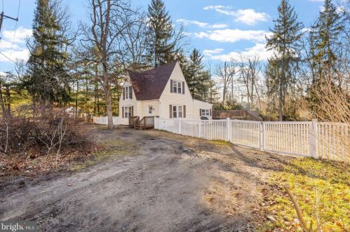 247 Pemberton Browns Mill Rd, Browns Mills, NJ 08015-6703