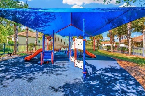 1854 Altavista Cir, Lakeland FL  33810-2795 exterior