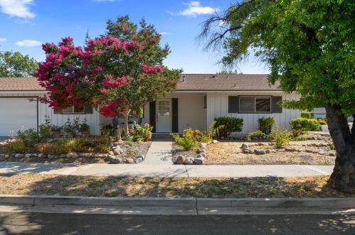 1674 Juniper Ave, Solvang CA  93463-2828 exterior