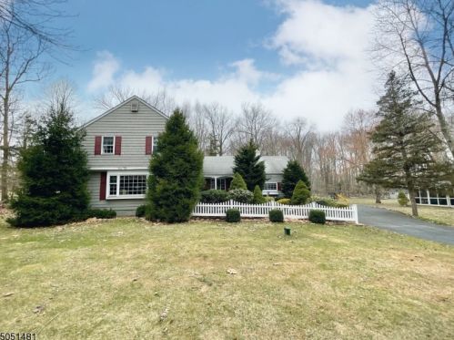 155 Mountainview Rd, Warren, NJ 07059-5022