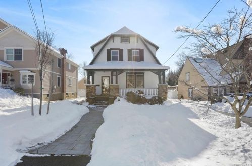 17 Alpine Rd, New Rochelle, NY 10804-3501