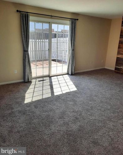 946 Allenview Dr, Navy Sup Dpt PA  17055-8605 exterior