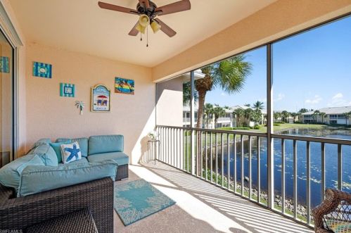 1150 Sweetwater Ln, Naples, FL 34110-4120