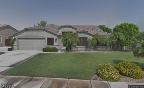 5254 Village Dr, Glendale, AZ 85308-5347