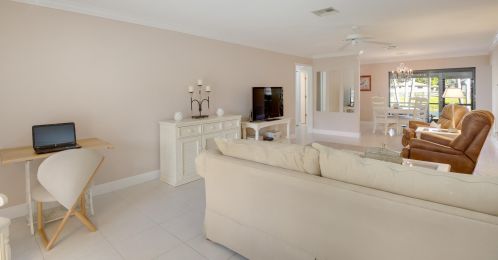 4820 Dovewood Pl, Boynton Beach, FL 33436-4014
