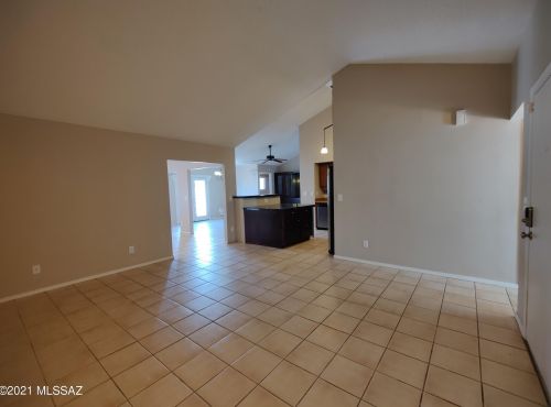 4830 Ferret Dr, Tucson AZ 85742-9543 exterior