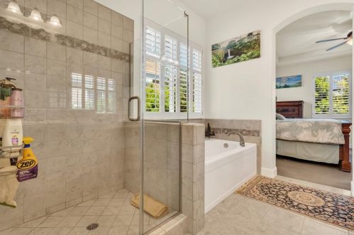 662 Canterbury Cir, Vacaville CA  95687-8225 exterior