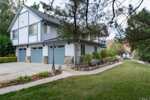 8620 Apple Tree Ln, Beaumont, CA 92223-3849