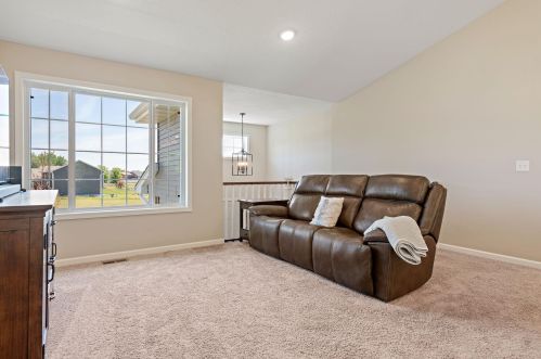 311 Lachermeier Ln, Waverly MN  55390-4515 exterior