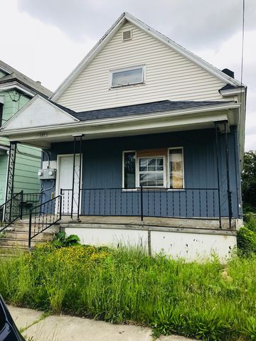 127 Hirschbeck St, Buffalo, NY 14212-2022