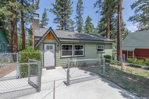 441 Booth Way, Big Bear City, CA