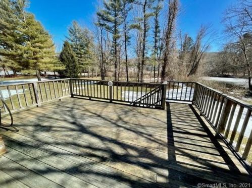 20 Kellogg St, Bethel CT  06801-1638 exterior