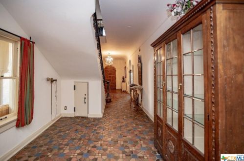 501 Vine St, Victoria TX exterior