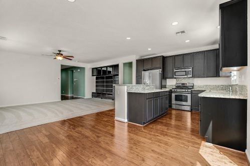 16278 Prairie Fire Ct, Lathrop CA  95330-8963 exterior