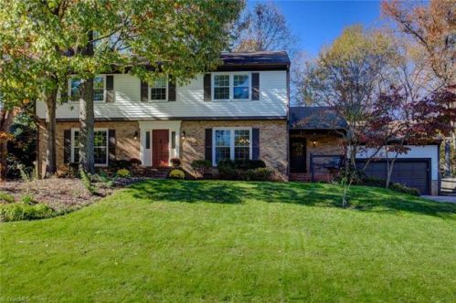 1717 Bearhollow Rd, Greensboro, NC 27410-3503