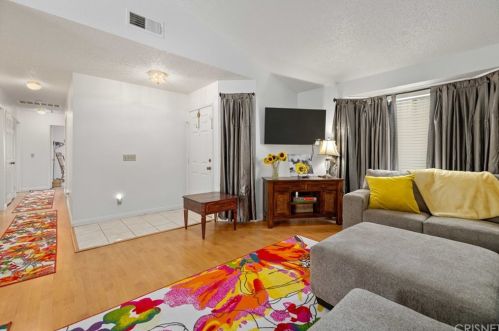 45911 Schamise St, Lancaster, CA 93534-1582