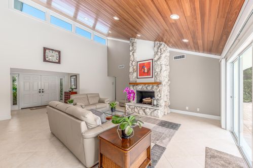 2602 Pepperwood Cir, West Palm Beach FL  33410-5249 exterior