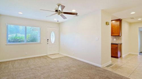 209 Prospect St, Ripon CA  95366-2018 exterior