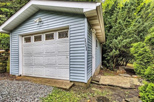 111 Wheeler Ln, Latrobe PA  15650-2869 exterior