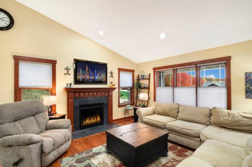 815 Granum St, Holmen WI  54636-9553 exterior