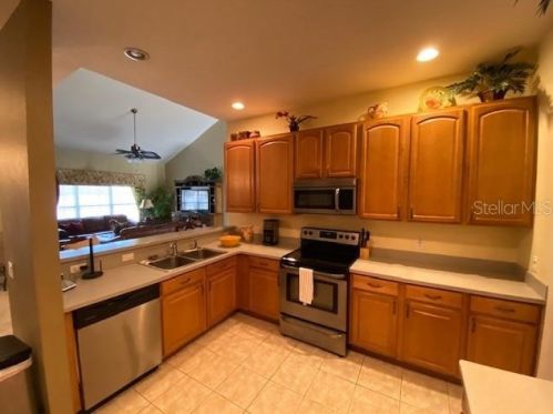 7900 Plum Blossom Ct, Kissimmee FL 34747-2226 exterior