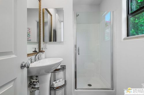 1441 Amelia Way, Palm Springs CA  92262-3446 exterior
