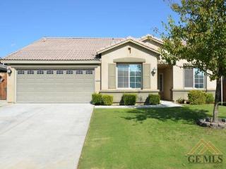 13408 Ridgeway Meadows Dr, Bakersfield, CA 93314-9833