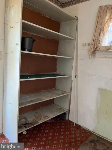 478 Crown Point Rd, West Deptford, NJ 08086-2124