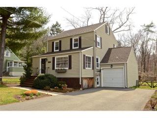 18 Sunset Trl, Avon, CT 06001-3468