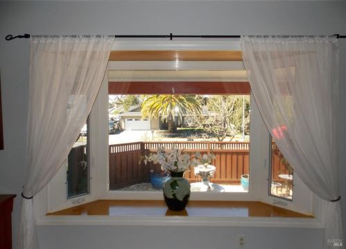 1564 Cunningham Way, Santa Rosa CA  95403-2342 exterior