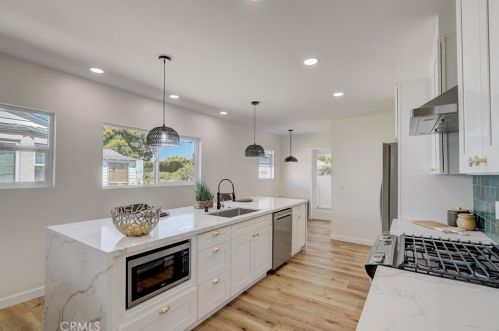 4527 Copeland Ave, San Diego CA  92116-4806 exterior