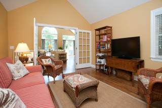 120 Hands Creek Rd, East Hampton NY  11937-3804 exterior
