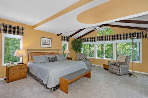 10472 Adventure Ln, Cincinnati, OH 45242-4902