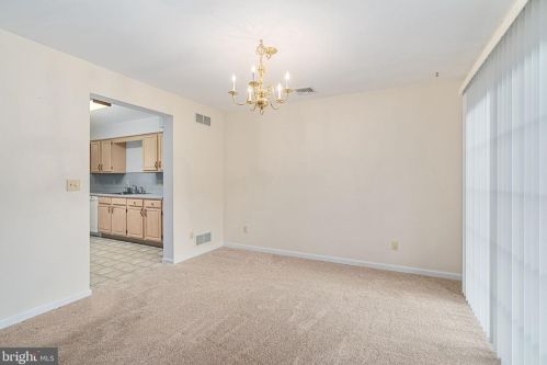 7772 Cross Creek Cir, Breinigsville PA  18031-1317 exterior