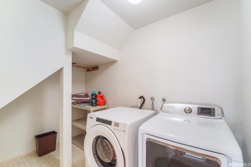 975 Fassler Ave, Pacifica CA  94044-3659 exterior