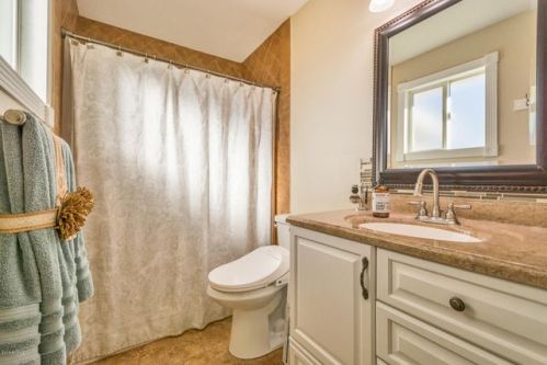 703 Country Plz, Gilbert, AZ 85234-3405