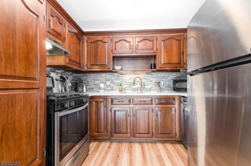 25 Osprey, Hackettstown NJ  07840-2726 exterior