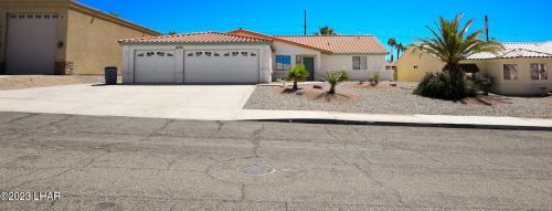3088 Newport Dr, Lake Havasu City, AZ 86406-5579