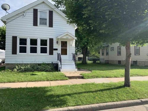 1003 Otter Ave, Oshkosh, WI 54901-5446