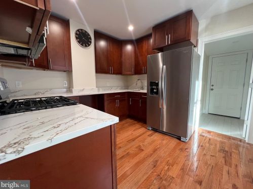 14 Peace St, Trenton NJ  08608-2004 exterior