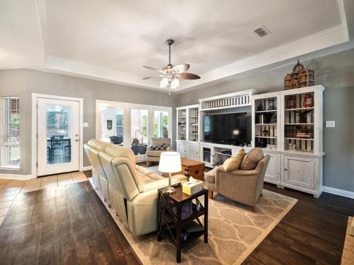 3200 Deerfield Dr, Denton, TX 76208-3426
